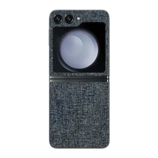 Samsung Galaxy Z Flip5 Skin (Charcoal Rinse)